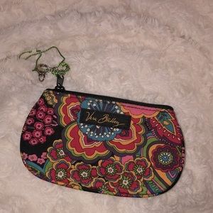 🔥🔥 BRAND NEW VERA BRADLEY POUCH 🔥🔥